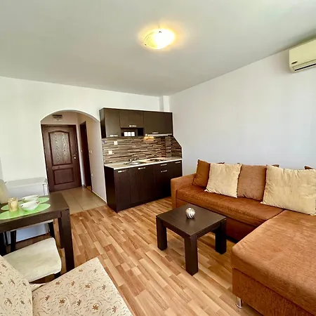 Menada Diamant Apartman *