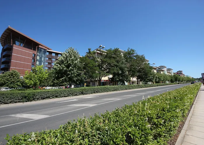 Menada Diamant Apartment Sunny Beach