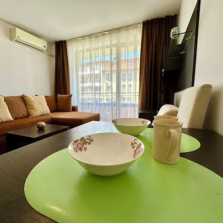 Menada Diamant Apartament Słoneczny Brzeg