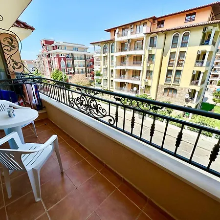 Menada Diamant Apartment Sunny Beach