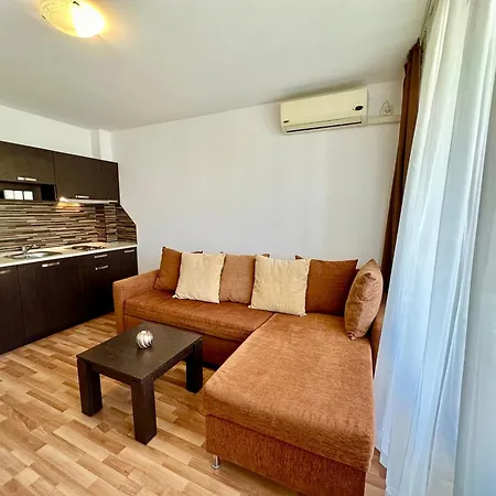 Menada Diamant Apartment Sunny Beach