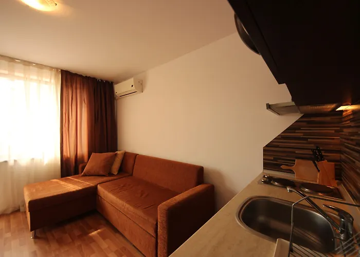 Menada Diamant * Slantchev Briag